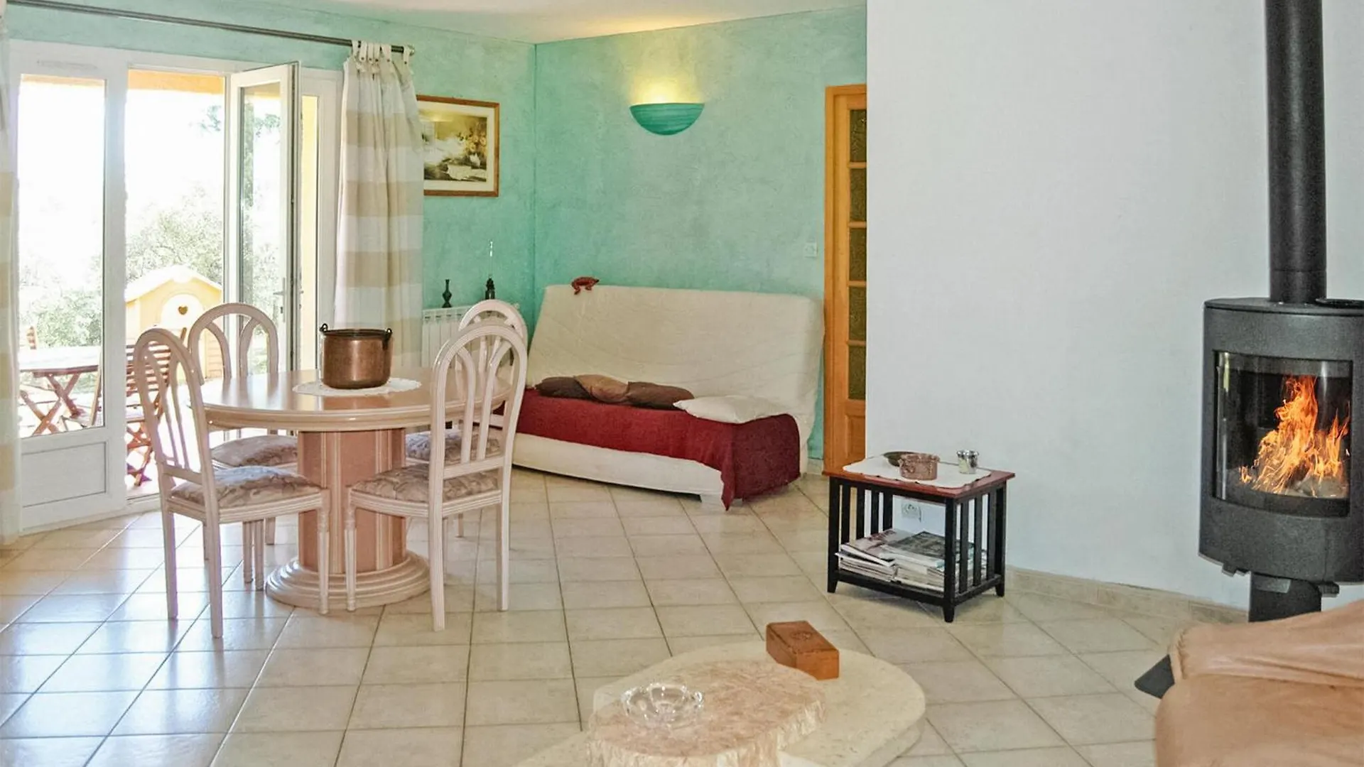 3 Bedroom Nice Home In Varages Holiday home